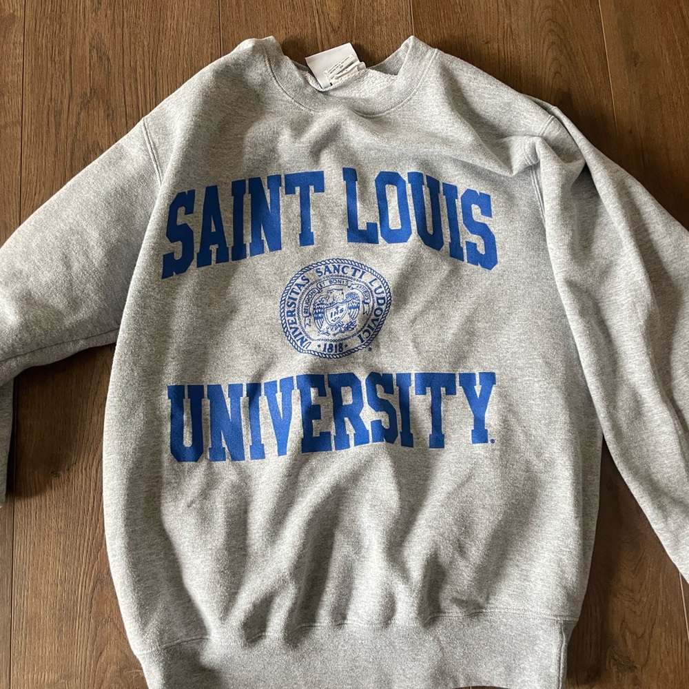 Woman’s size small university of Louisville crewneck